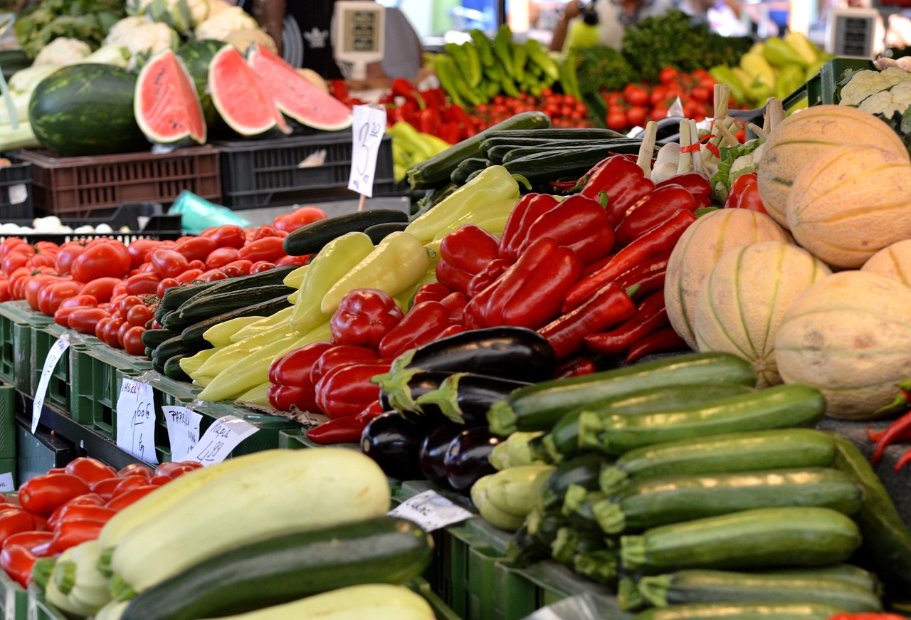 Marché hebdomadaire de Sauviat sur Vige