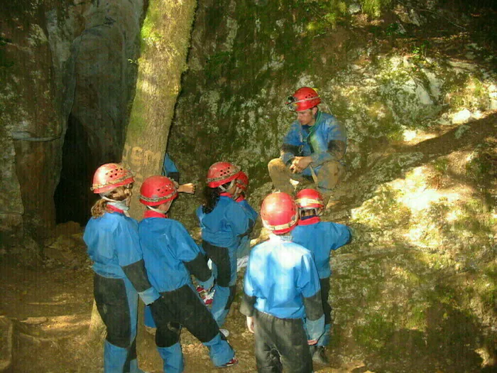 Explorateurs de la nature base de plein air de Mézels Vayrac