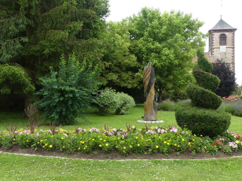 Sentier du GR 507 de Villers à Domjulien Villers Grand Est