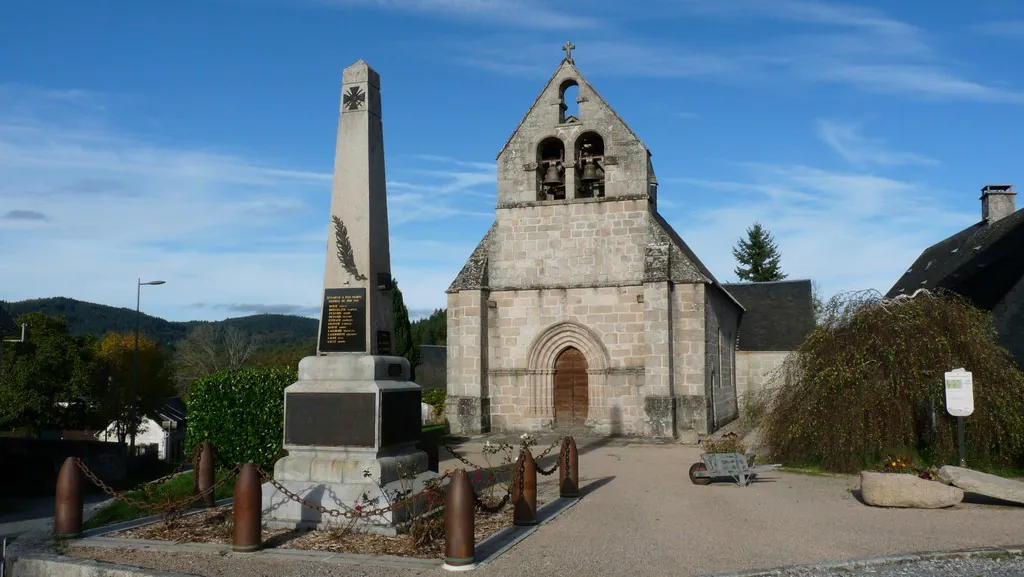 De feuilles en aiguilles Ambrugeat Nouvelle-Aquitaine