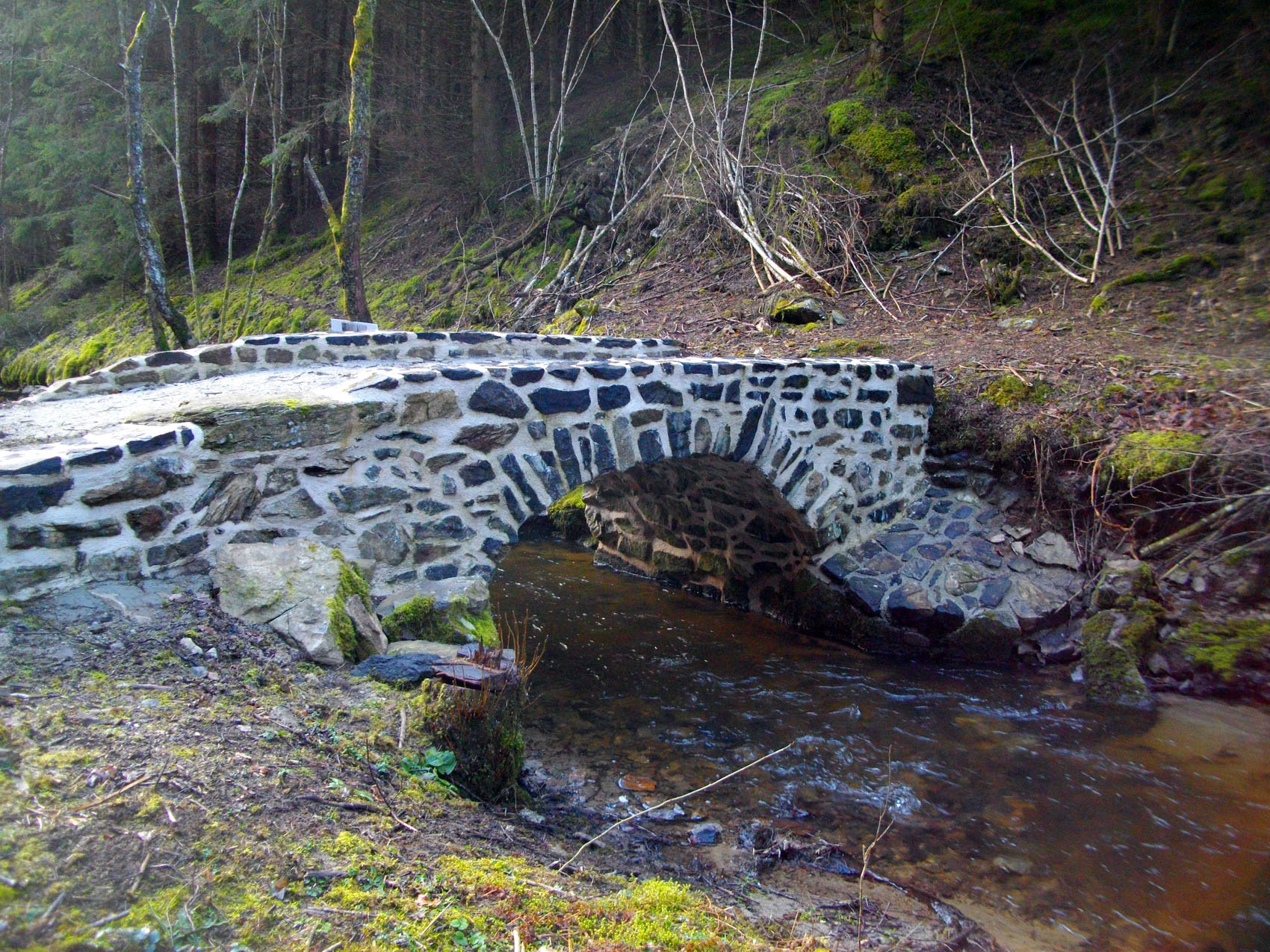 Le Pont Romain Merlines Nouvelle-Aquitaine