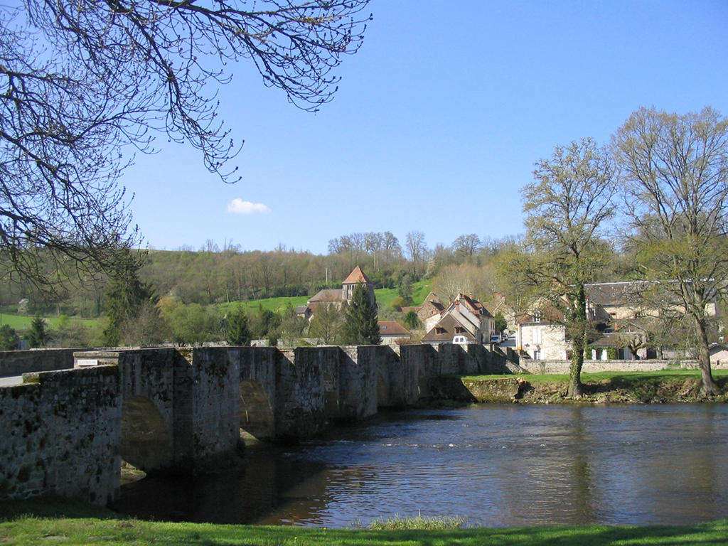 Circuit Pédestre N°15 "Sur les pas des moines et des seigneurs" Moutier-d'Ahun Nouvelle-Aquitaine