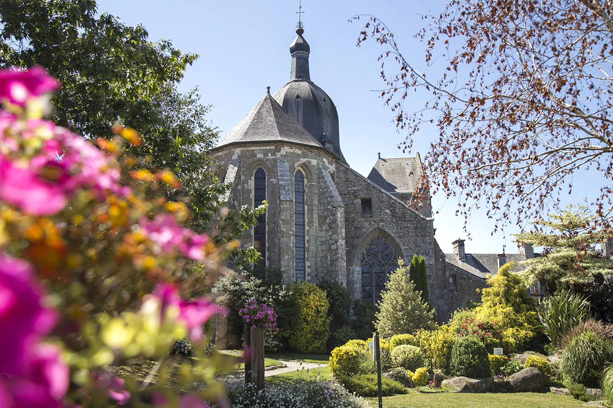 Promenade historique à Saint-Sever-Calvados Noues de Sienne Normandie