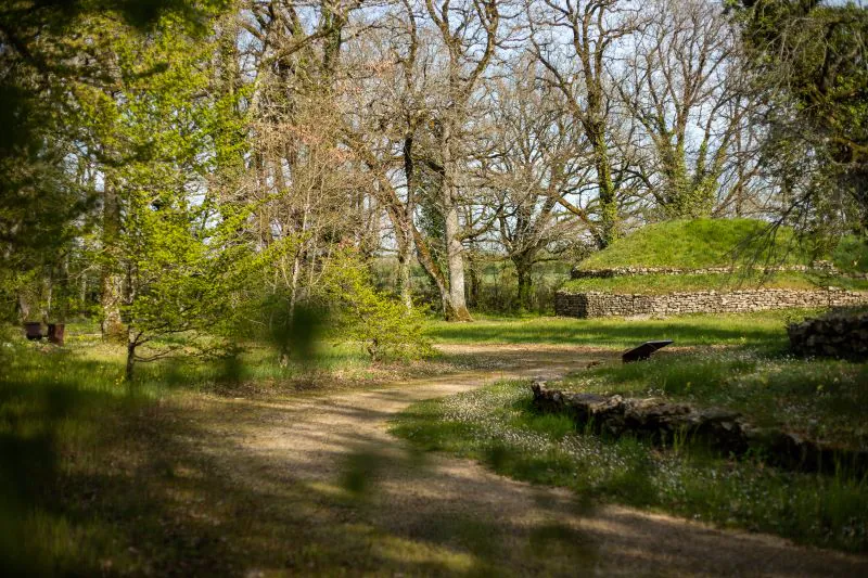 Autour des Tumulus Bougon Nouvelle-Aquitaine