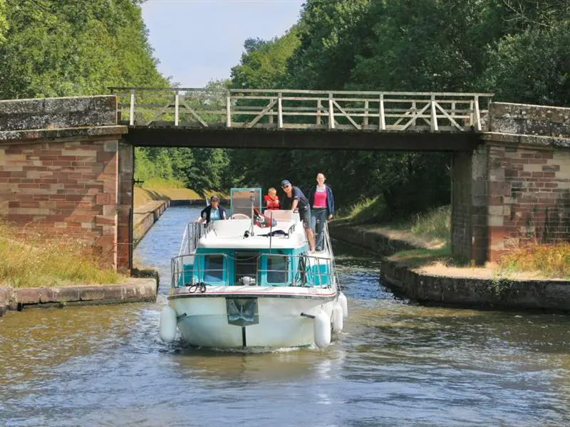 CROISIÈRE FLUVIALE ENTRE NIDERVILLER ET STRASBOURG Niderviller Grand Est