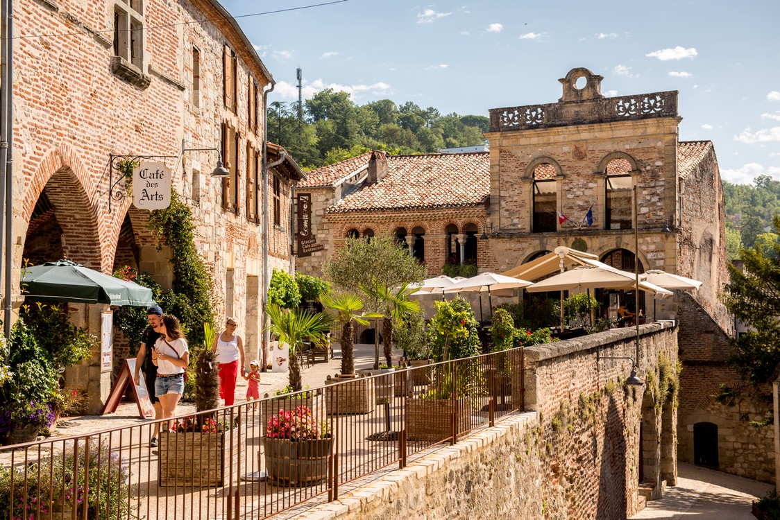 Sur le plateau Saint-Michel Penne-d'Agenais en écomobilité Penne-d'Agenais Nouvelle-Aquitaine