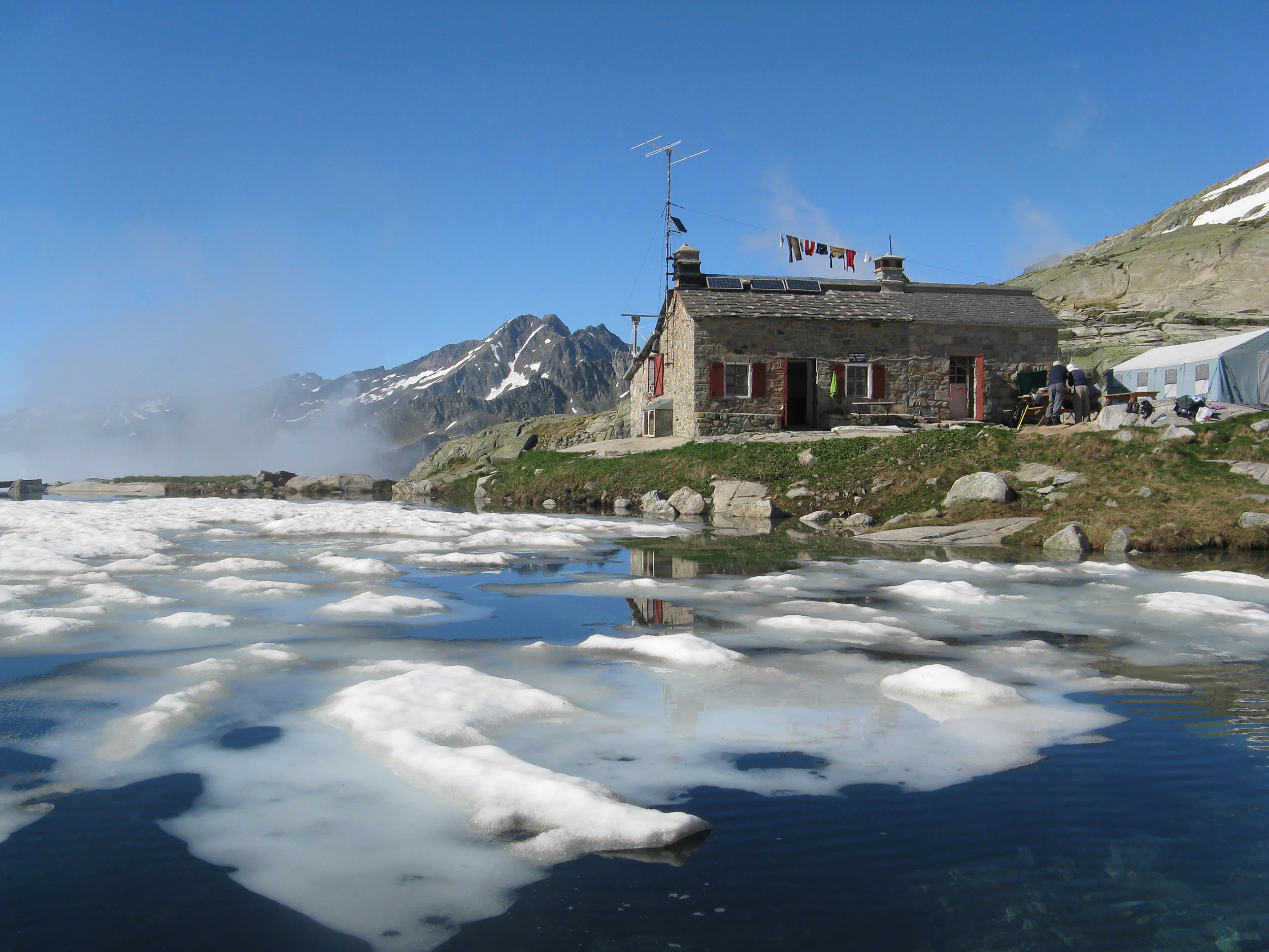 Le refuge d'Arrémoulit depuis la gare d'arrivée du Train d'Artouste Laruns Nouvelle-Aquitaine