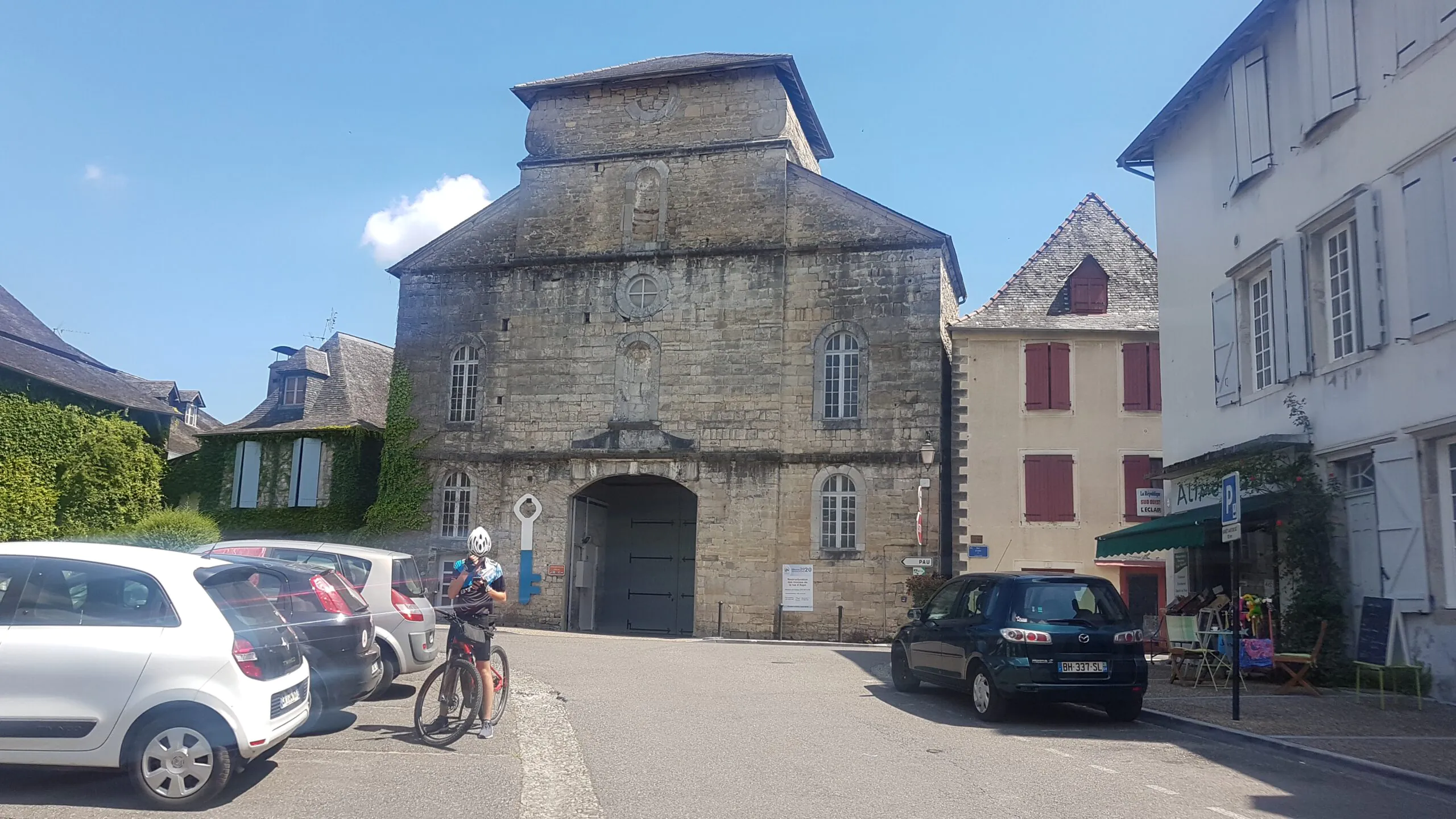 Les coteaux béarnais en VAE Oloron-Sainte-Marie Nouvelle-Aquitaine