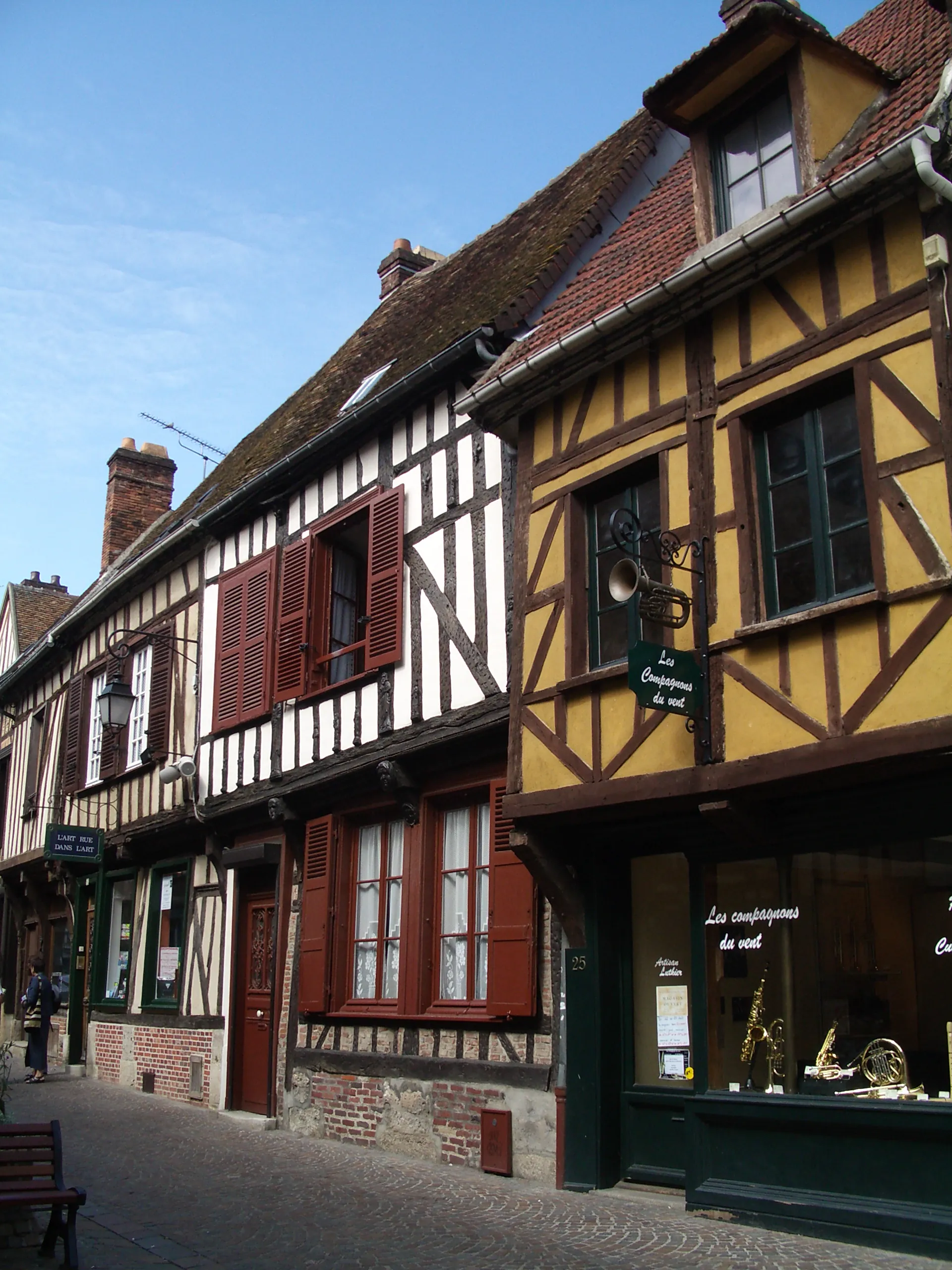 La rue du 27 juin Parcours Beauvais Beauvais Hauts-de-France