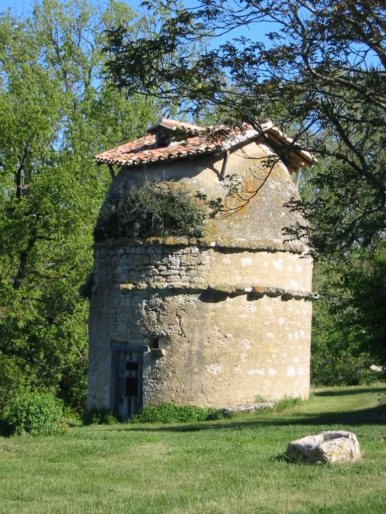 ENTRE ARRATZ ET AUROUE EN VAE Saint-Clar Occitanie