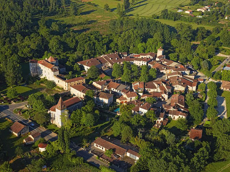 SUR LES CHEMINS JACQUAIRES Condom Occitanie