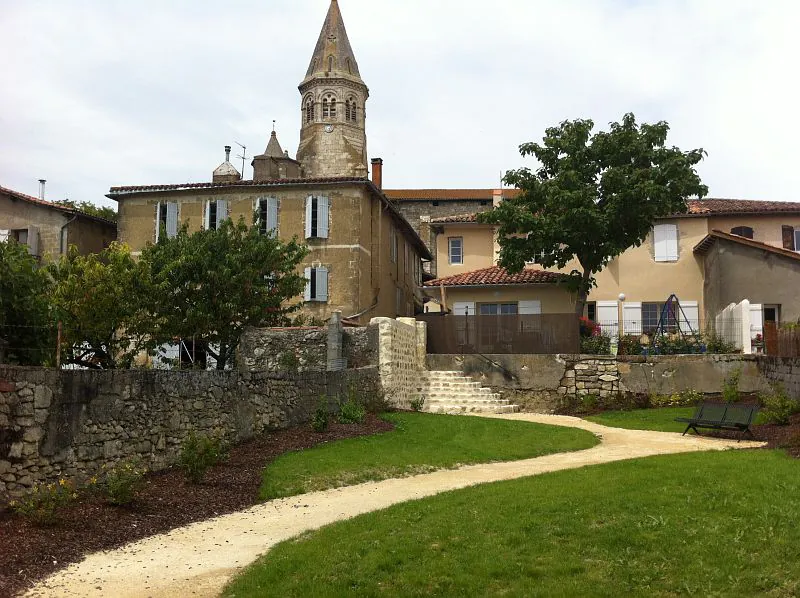 LA BOUCLE DU CHÂTEAU DE MONTAUT LES CRÉNEAUX Auch Occitanie