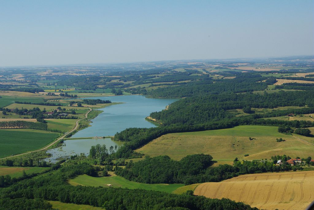 RANDONNÉE DU LAC ET DES COTEAUX DU LIZET Mirande Occitanie