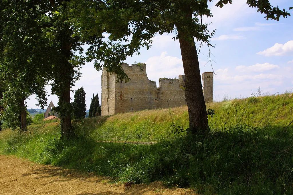 CURIOSITÉS AU DÉTOUR DE LA VALLÉE DE L'OSSE Vic-Fezensac Occitanie