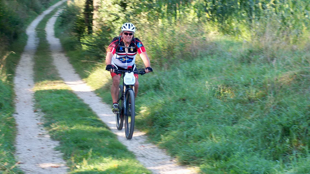 POUTCHES ARRATS GIMONE EN VTT L'Isle-Jourdain Occitanie