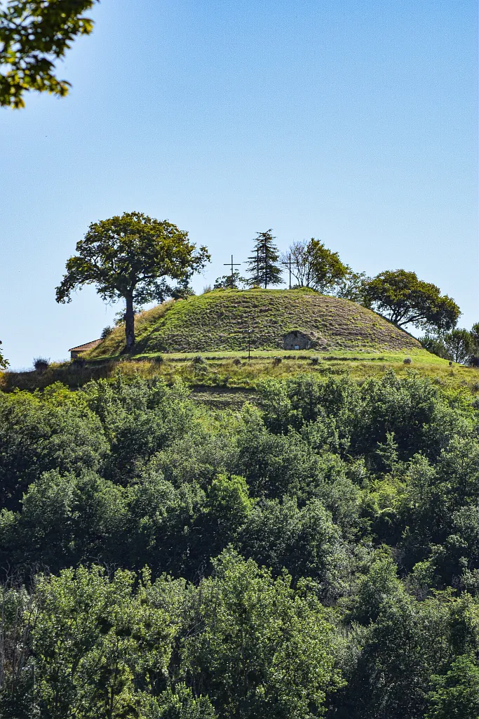 PR5 LE SENTIER DE BÉON Villecomtal-sur-Arros Occitanie