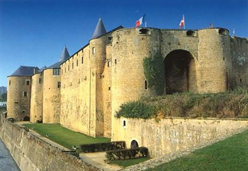 Circuit cyclotourisme entre forêt et patrimoine Sedan Grand Est