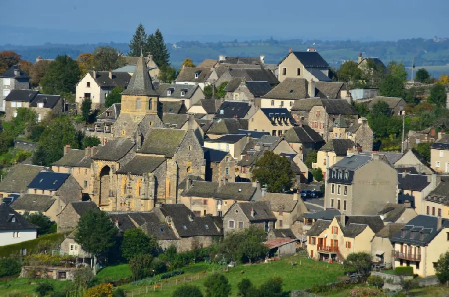 Cyclotourisme Circuit de Prades d'Aubrac au Col de Bonnecombes Saint Geniez d'Olt et d'Aubrac Occitanie