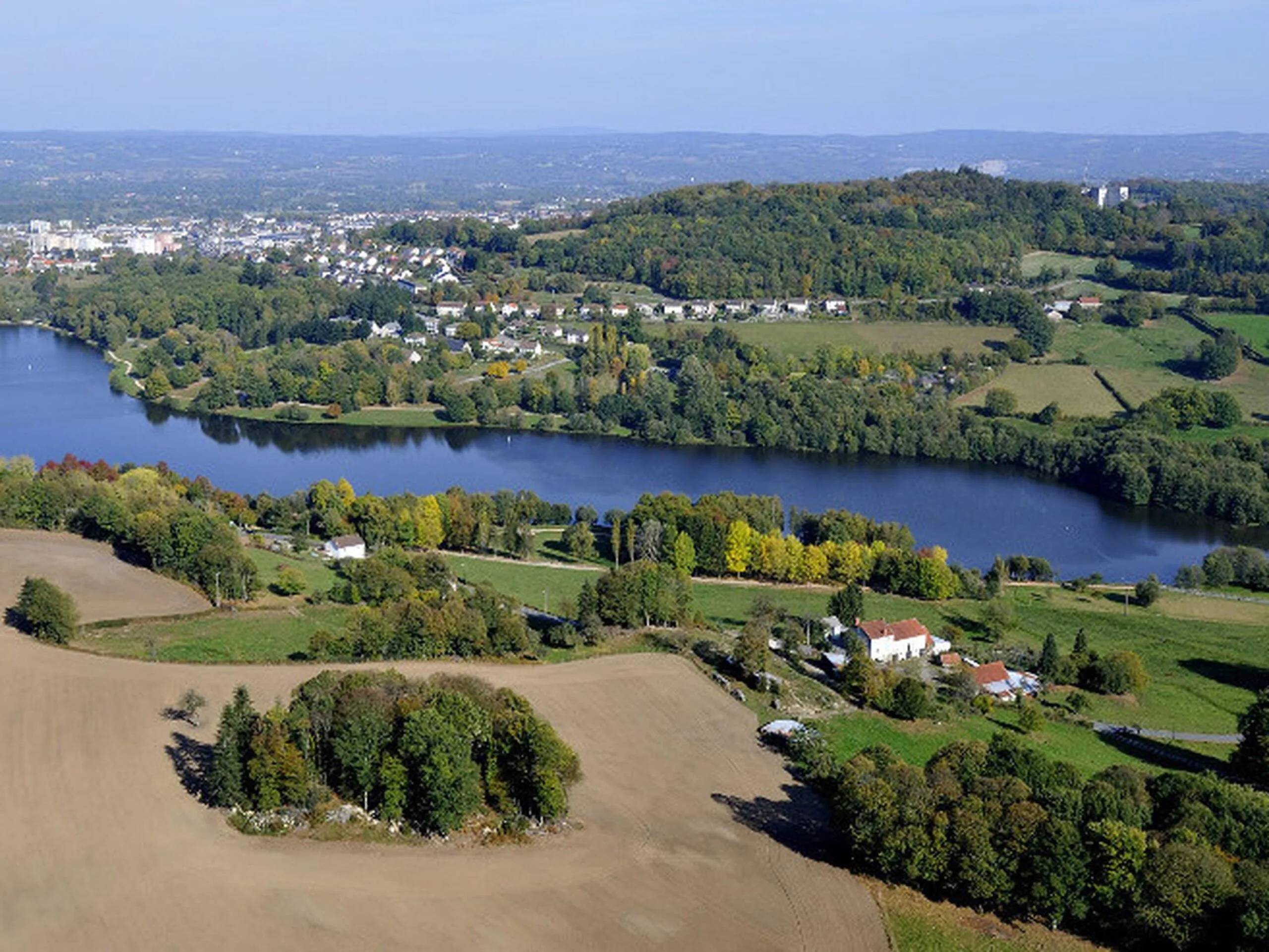 GR®Pays Les Monts de Guéret la boucle du Loup en écomobilité Guéret Nouvelle-Aquitaine