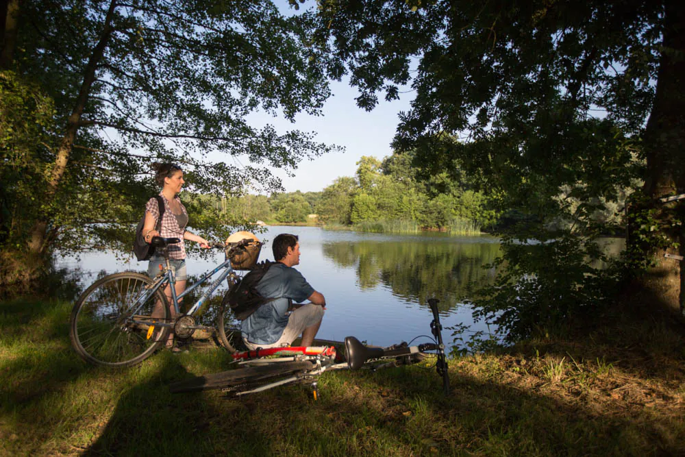 Itinéraire vélo n°7 En passant par Angles-sur-l'Anglin Tournon-Saint-Martin Centre-Val de Loire