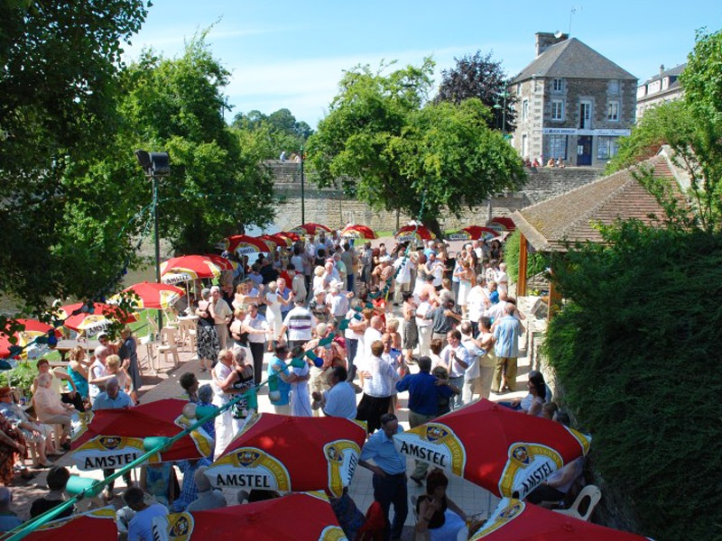 Les Guinguettes Clécy Normandie