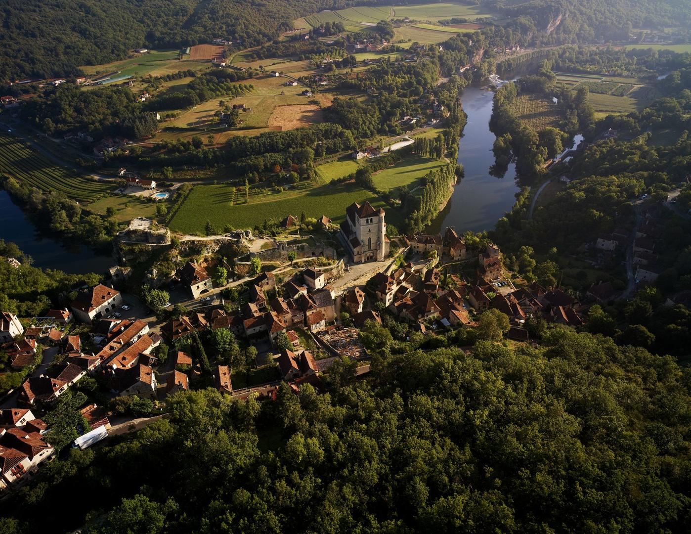 Sur les Hauteurs de Saint-Cirq-Lapopie Saint-Cirq-Lapopie Occitanie