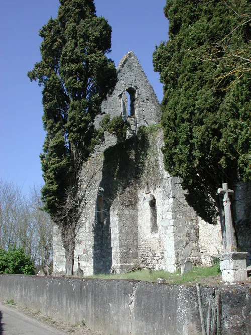 Labastide-Castel-Amouroux vers l’église de St-Gény Labastide-Castel-Amouroux Nouvelle-Aquitaine