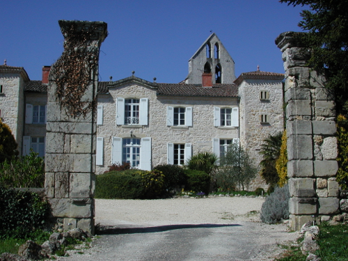 Du château de Ruffiac à l'église de Poussignac Ruffiac Nouvelle-Aquitaine