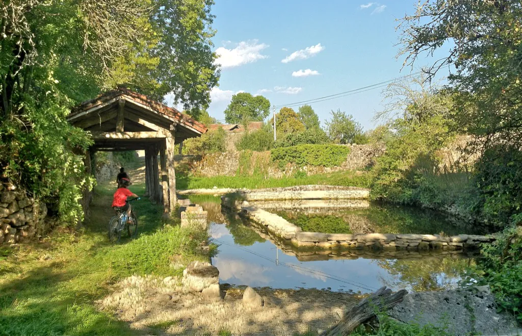 La perte du Cros VTT Saillac Occitanie