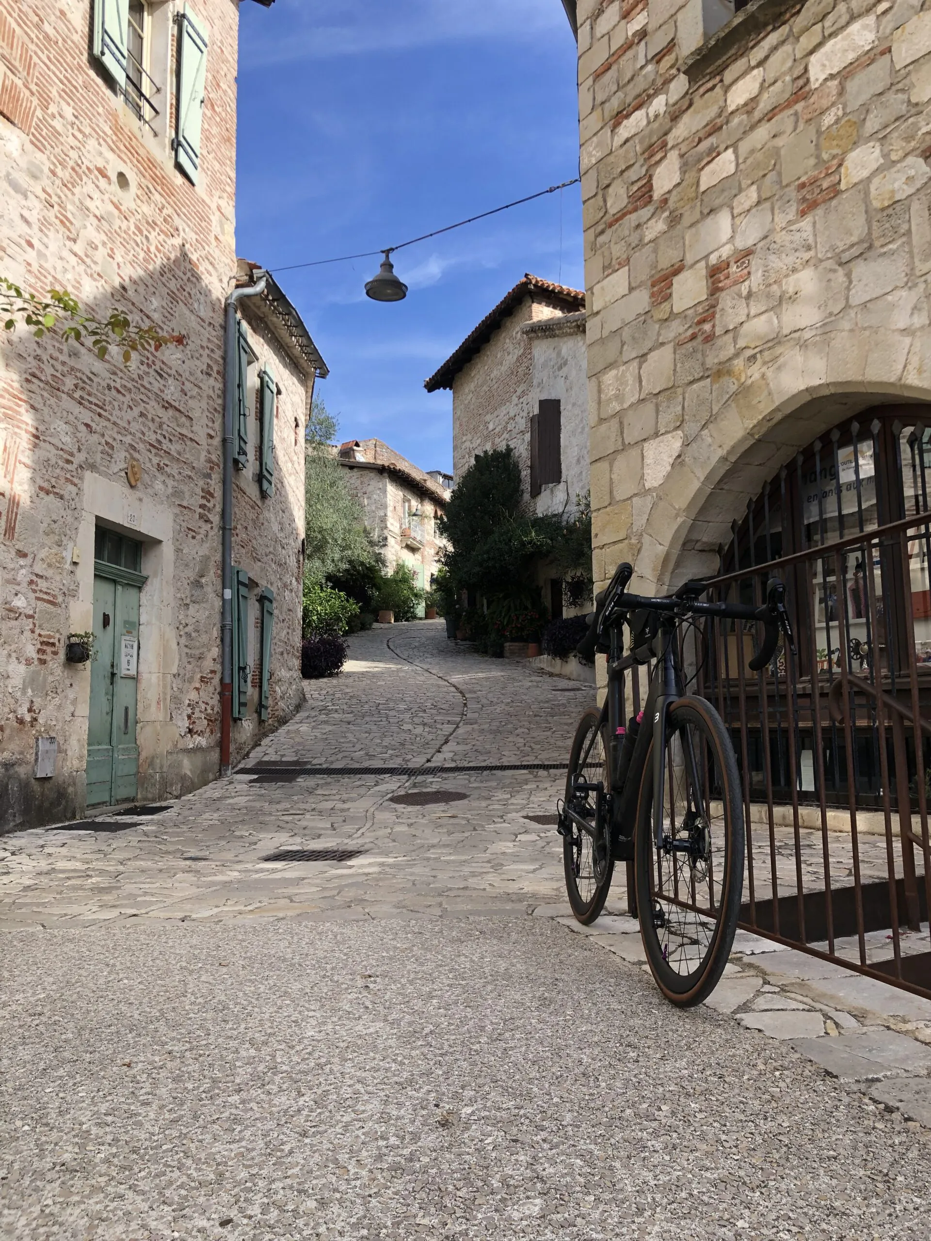 Tour des "Plus Beaux Villages de France" en Lot-et-Garonne