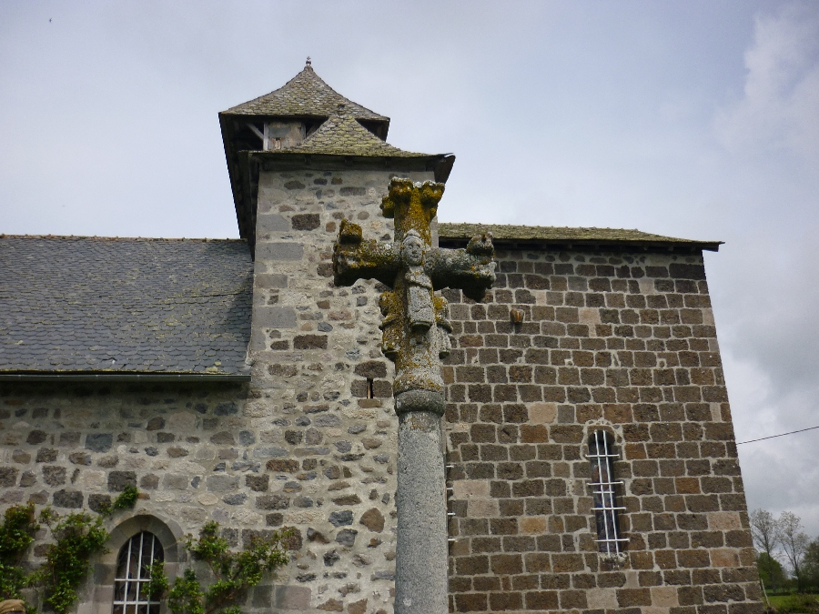 Randonnée Le village templier de Nigresserre Mur-de-Barrez Occitanie