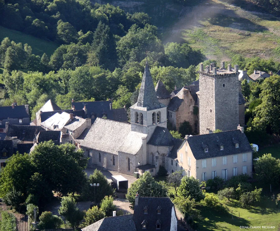 Randonnée de Sénergues Autour du clocher... Sénergues Occitanie