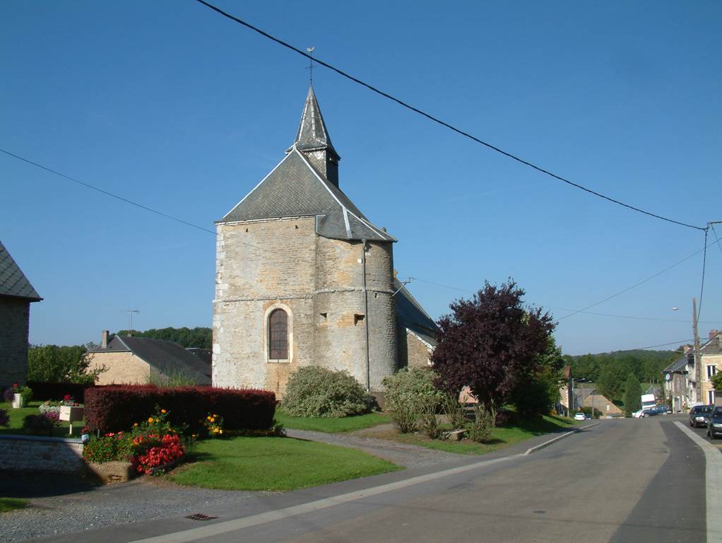 ROUTE DES EGLISES FORTIFIEES DE THIERACHE TARZY Tarzy Grand Est