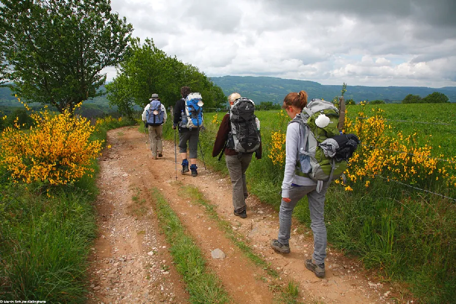 Le GR®65 Le chemin de Saint-Jacques de Compostelle Étape n° 4 Golinhac – Conques Golinhac Occitanie