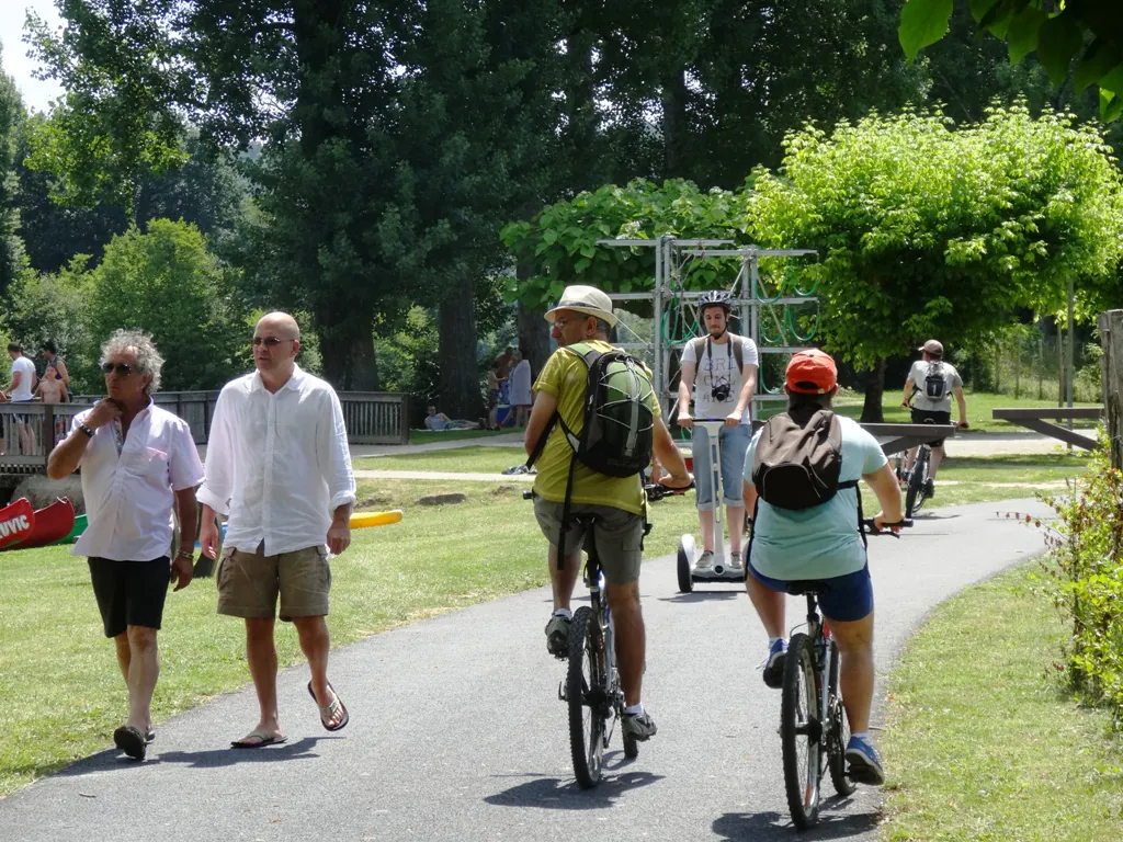 Véloroute voie verte de la Vallée de l'Isle Trélissac Nouvelle-Aquitaine