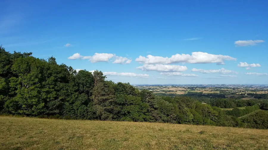 Randonnée n° 2 Le chemin d'Iscanfrède Rieupeyroux Occitanie