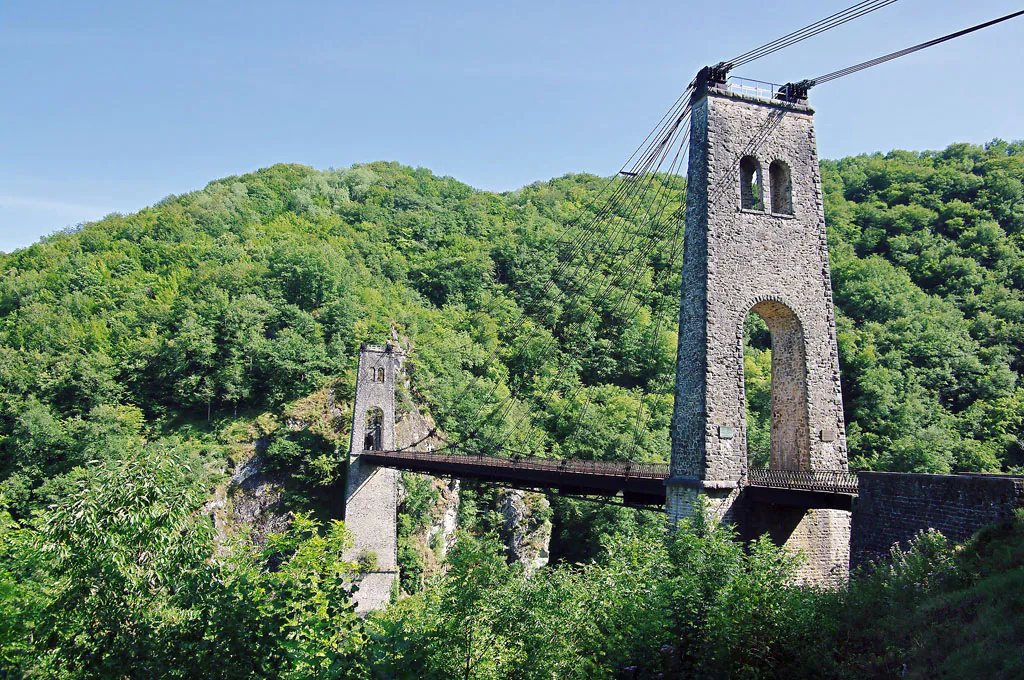 Du Pont-Aubert aux Rochers Noirs Soursac Nouvelle-Aquitaine