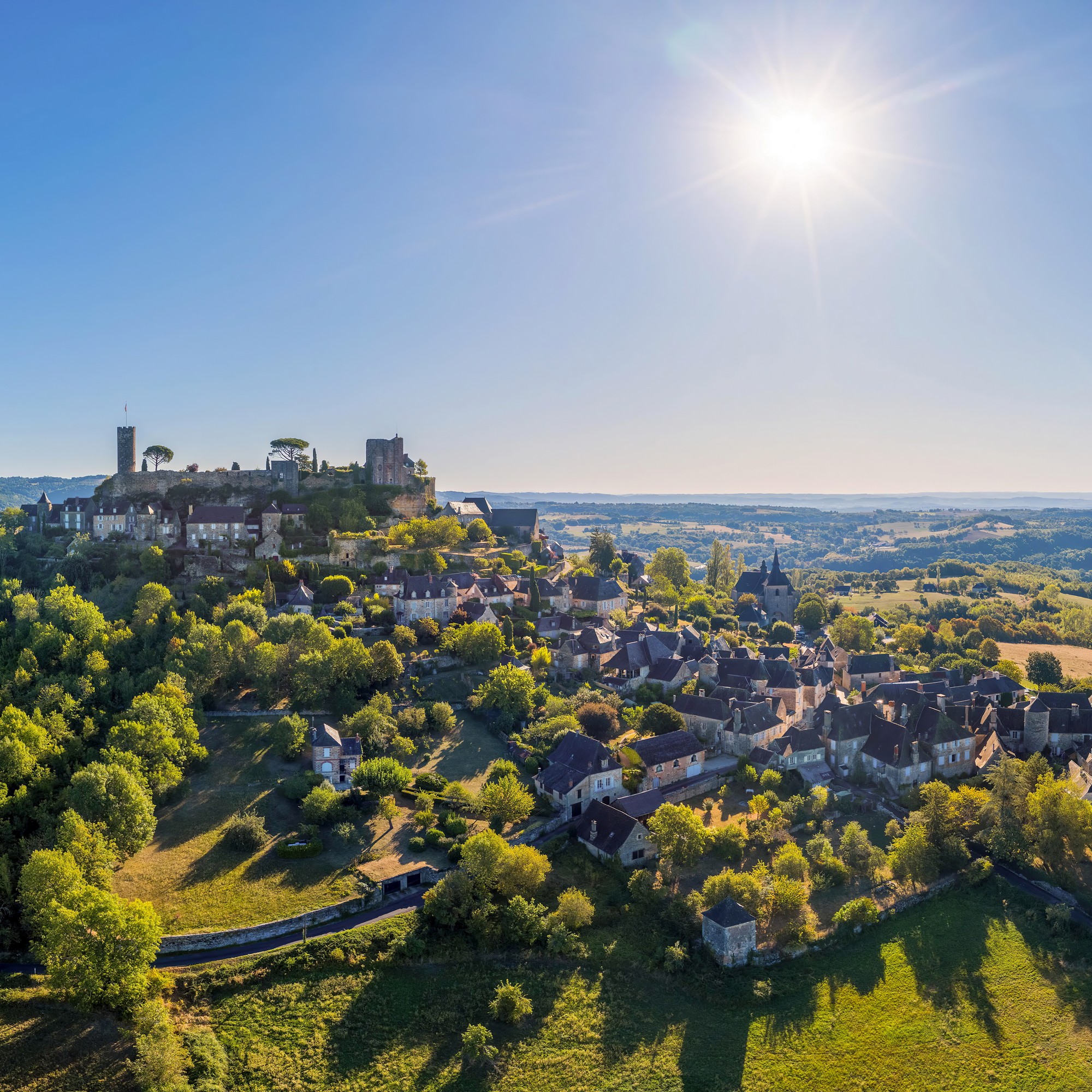 Circuit cyclo sportif Les Plus Beaux Villages Turenne Nouvelle-Aquitaine