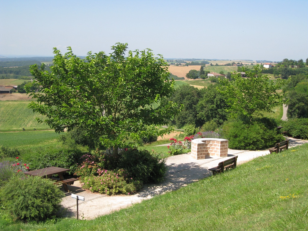 PARCOURS DÉCOUVERTE DU SAVÈS (SAMATAN EN PASSANT PAR LA TABLE D'ORIENTATION ET LA CHAPELLE SAINT-CHRISTOPHE) Samatan Occitanie