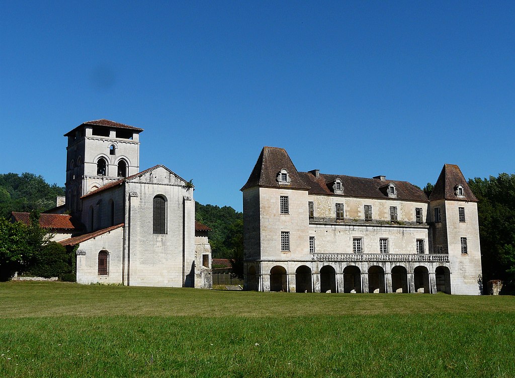 Périgueux-Abbaye de Chancelade-Périgueux en écomobilité Périgueux Nouvelle-Aquitaine