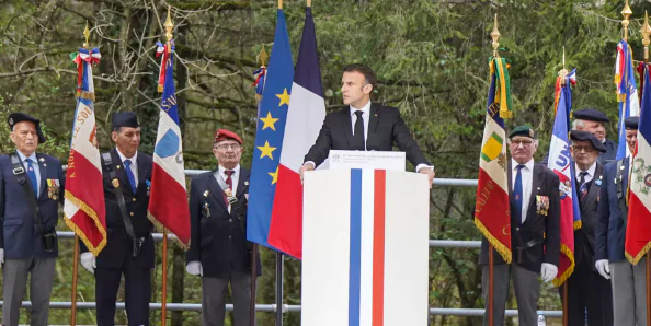  E. Macron à Plumelec