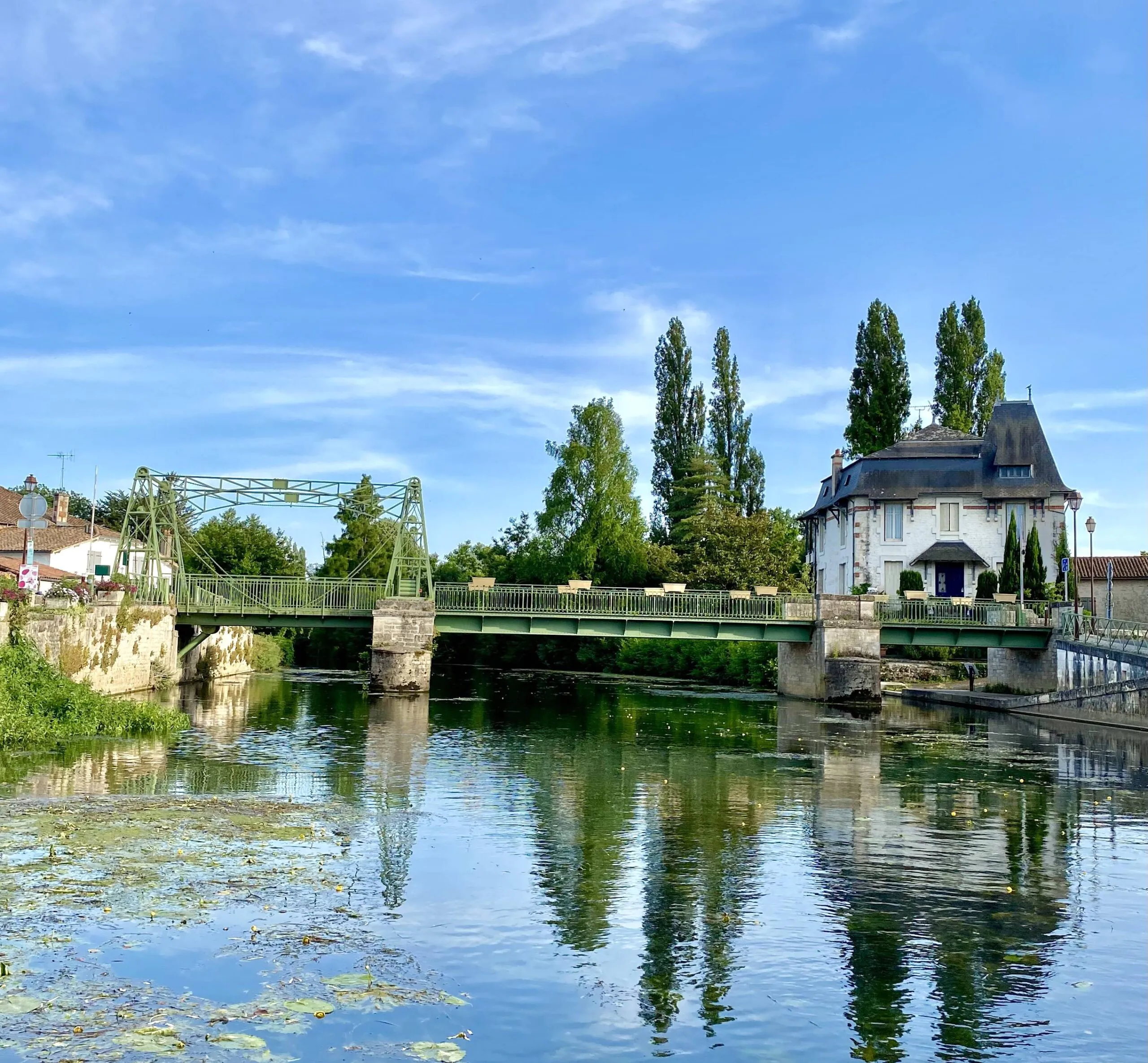 Magné de port en port Magné Nouvelle-Aquitaine