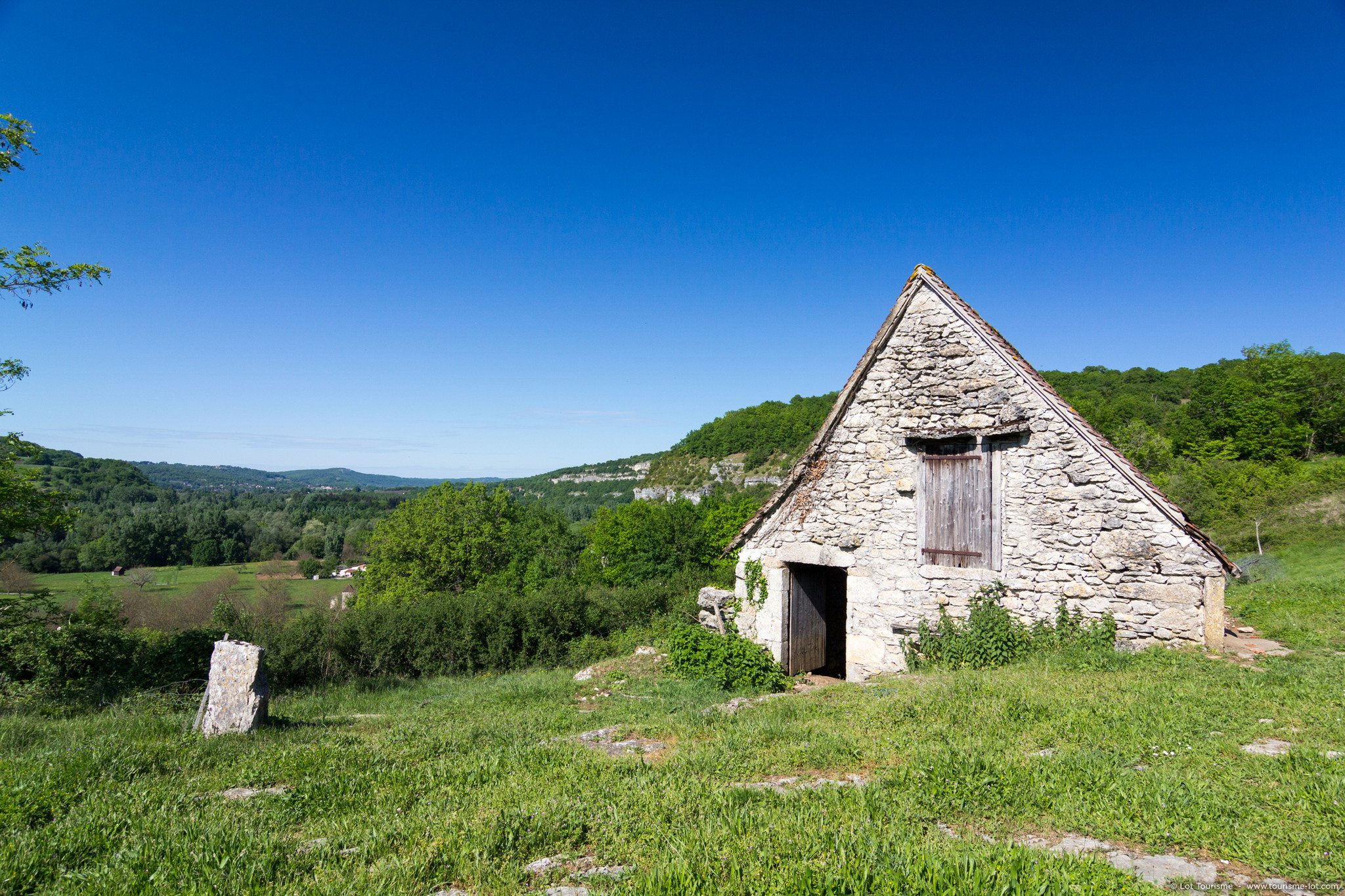 Le Chemin des Ecoliers Lacave Occitanie