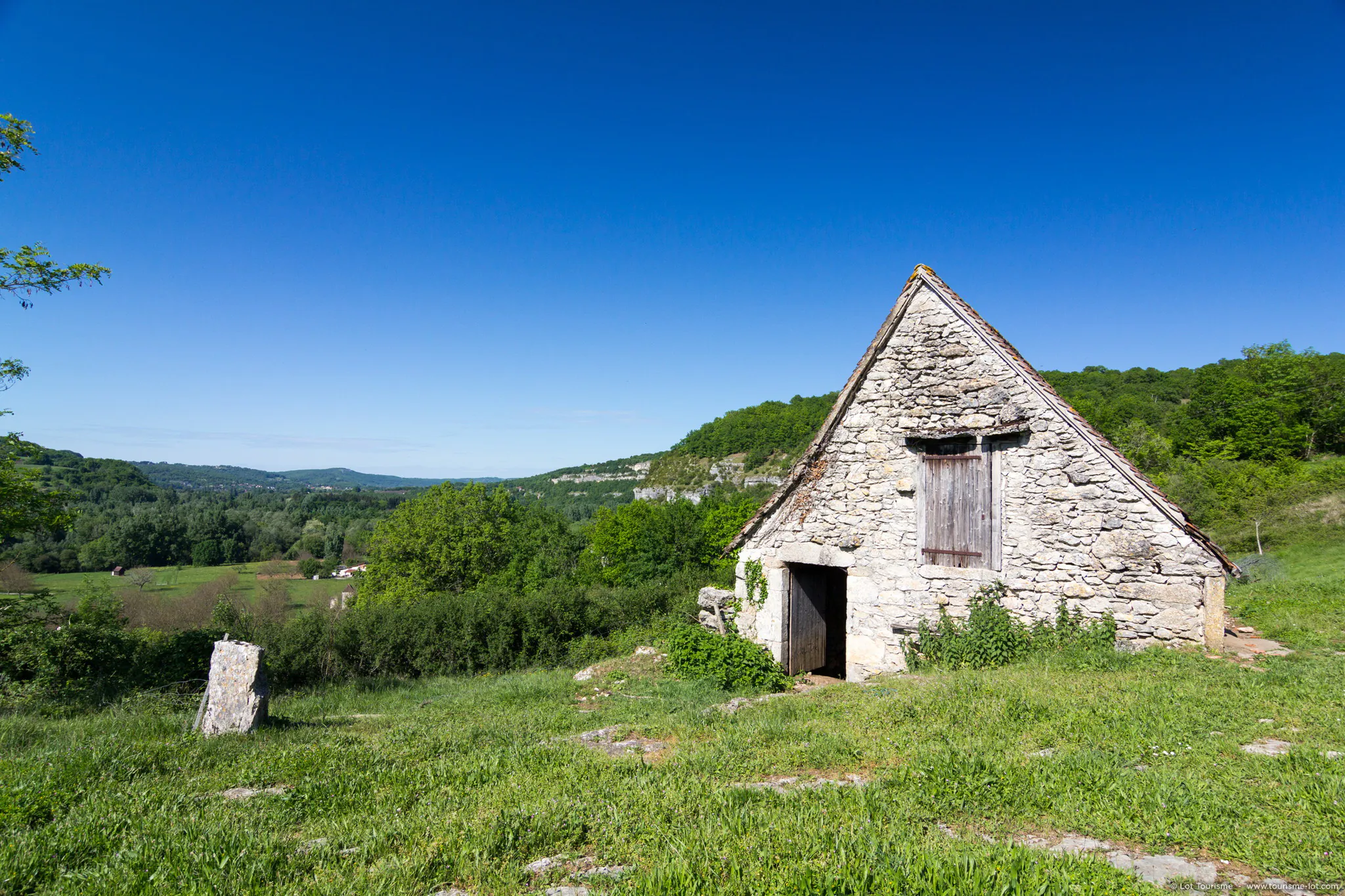 Le Chemin des Ecoliers Lacave Occitanie