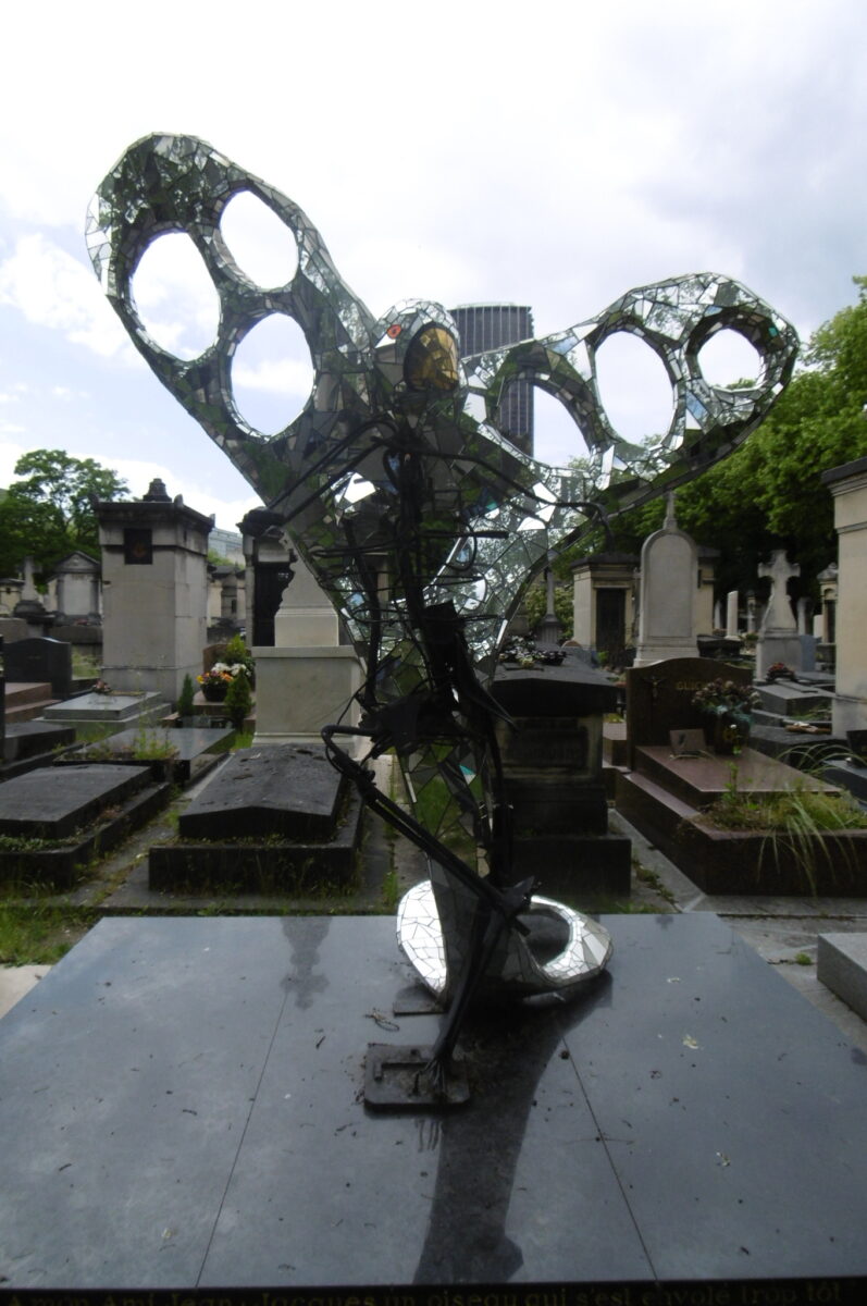 Printemps au cimetière Montparnasse 