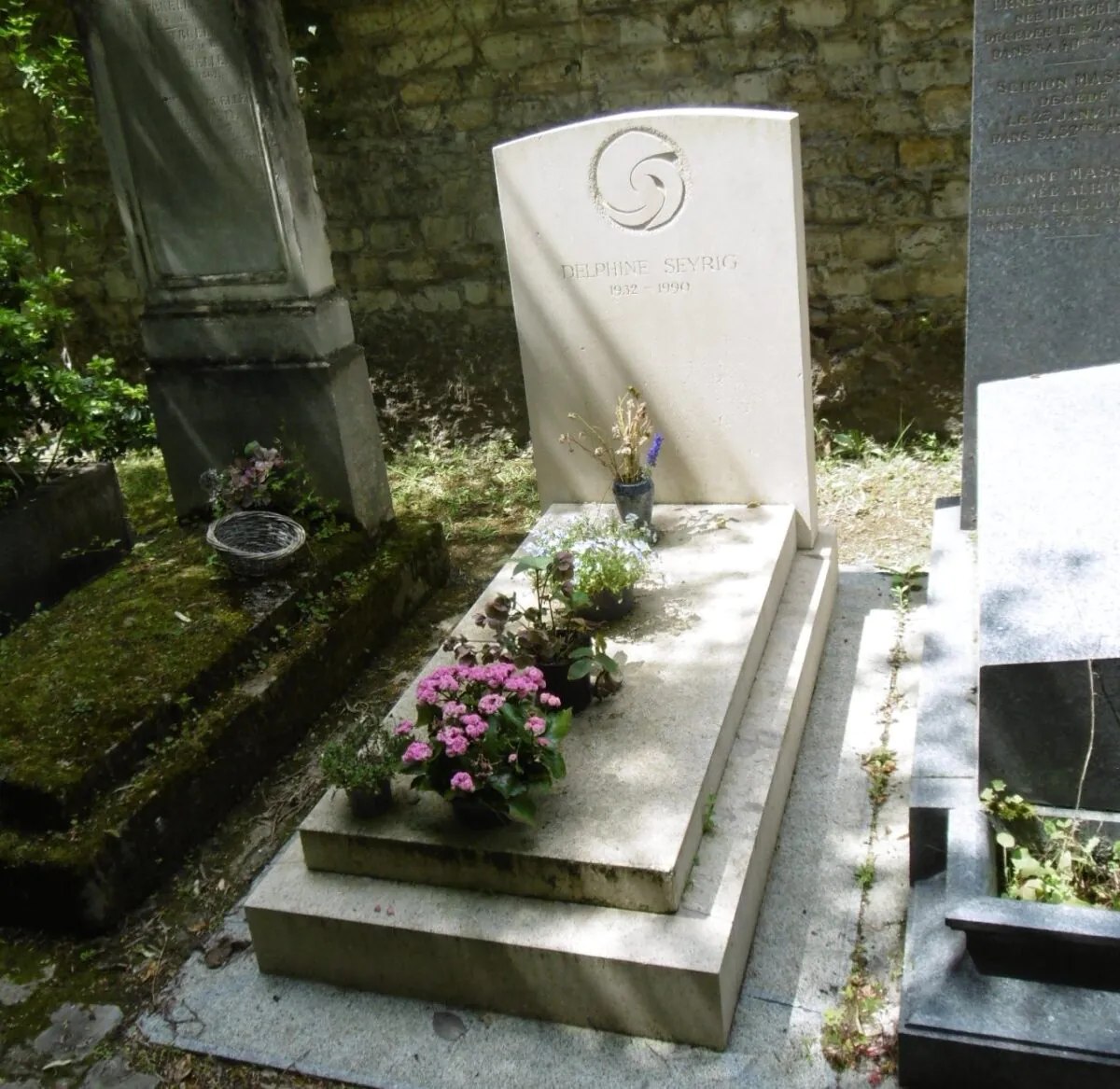 Printemps au cimetière Montparnasse