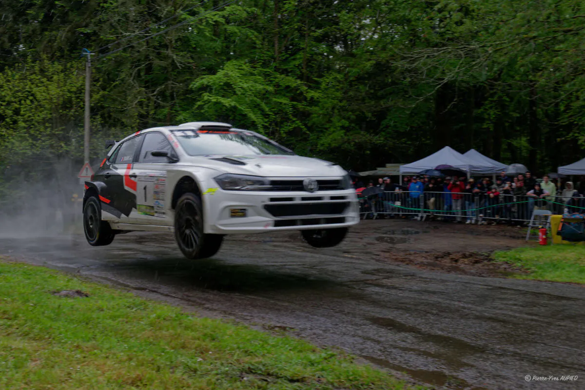 1ere place : le pilote Frédéric GOBIN et et son copilote Jean-Luc FRAIGNE sur la Volkswagen Polo GTI