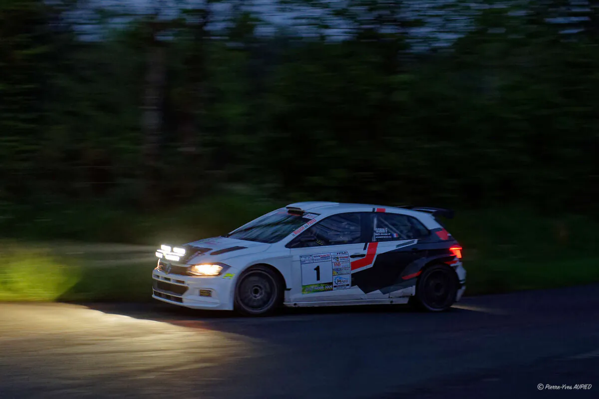 1ere place : le pilote Frédéric GOBIN et et son copilote Jean-Luc FRAIGNE sur la Volkswagen Polo GTI