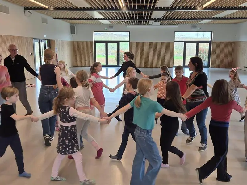 Spectacle de jeunes EDAL et l'Envolée