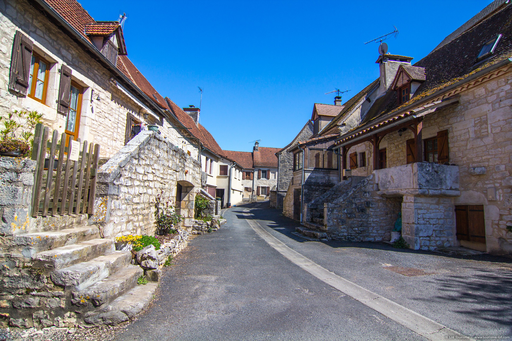 A Travers les Croix du Quercy Reilhac Occitanie